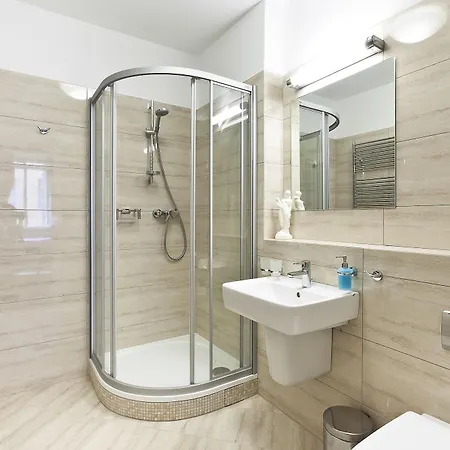 Hotel Latran