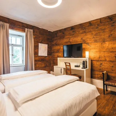 Hotel Latran